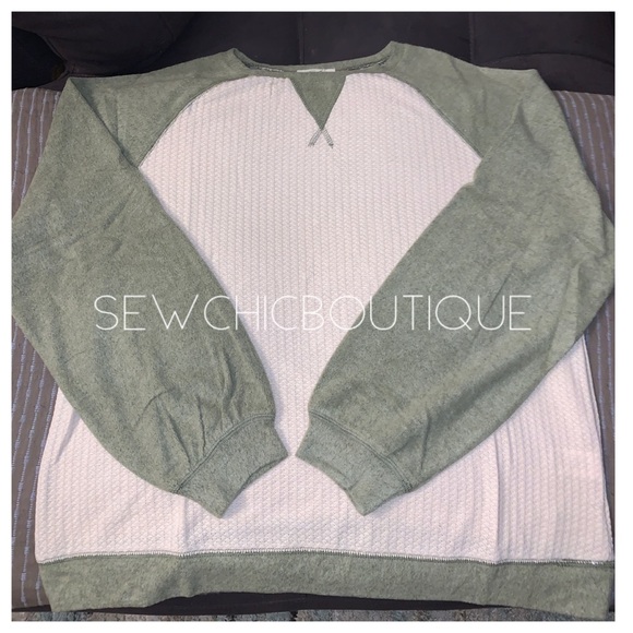 Long Sleeve Kiwi Color Block Thermal - Picture 6 of 8